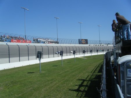 012-NASCAR2009-13.jpg.medium.jpeg