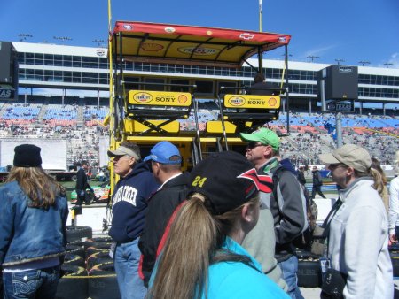 028-NASCAR2009-29.jpg.medium.jpeg